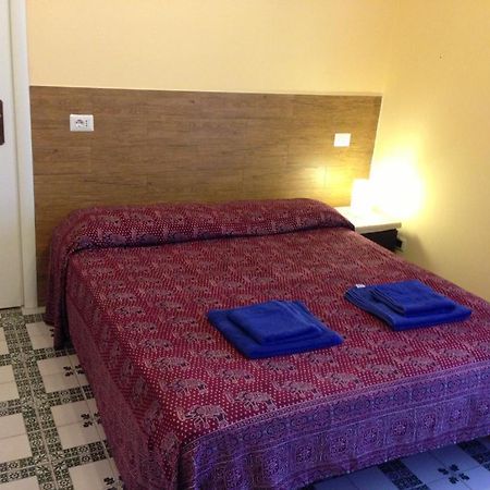 Ottimista Hotel Róma Kültér fotó