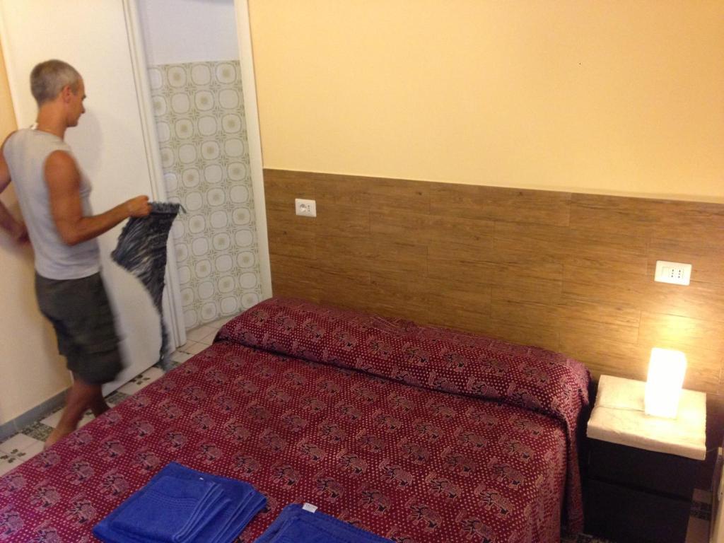 Ottimista Hotel Róma Szoba fotó